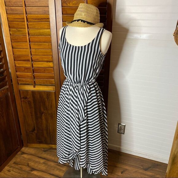 ELLE Chiffon Black White Striped Faux Wrap Dress Size XSmall Hi Low - Picture 2 of 9